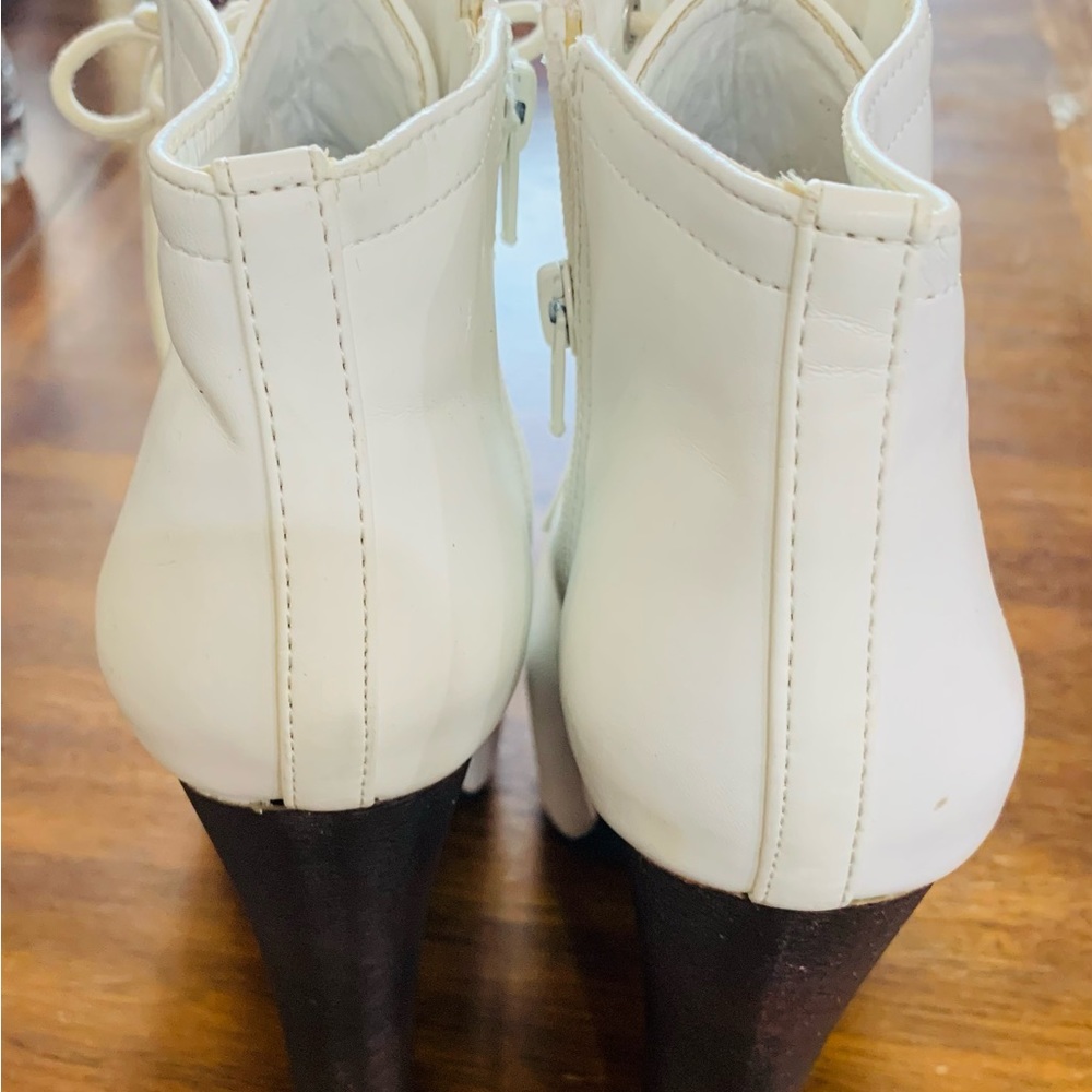White BRECKELLES WOMENS PLATFORM  HEEL BOOTS